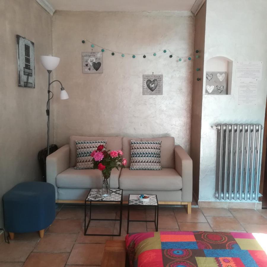 Appartements Dans Villa Privee Avec Piscine, Jardin, Parking Clos, Wifi, Climatisation Meyreuil Exterior photo