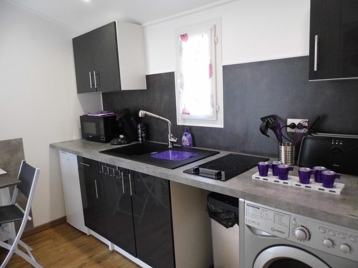 Appartements Dans Villa Privee Avec Piscine, Jardin, Parking Clos, Wifi, Climatisation Meyreuil Exterior photo